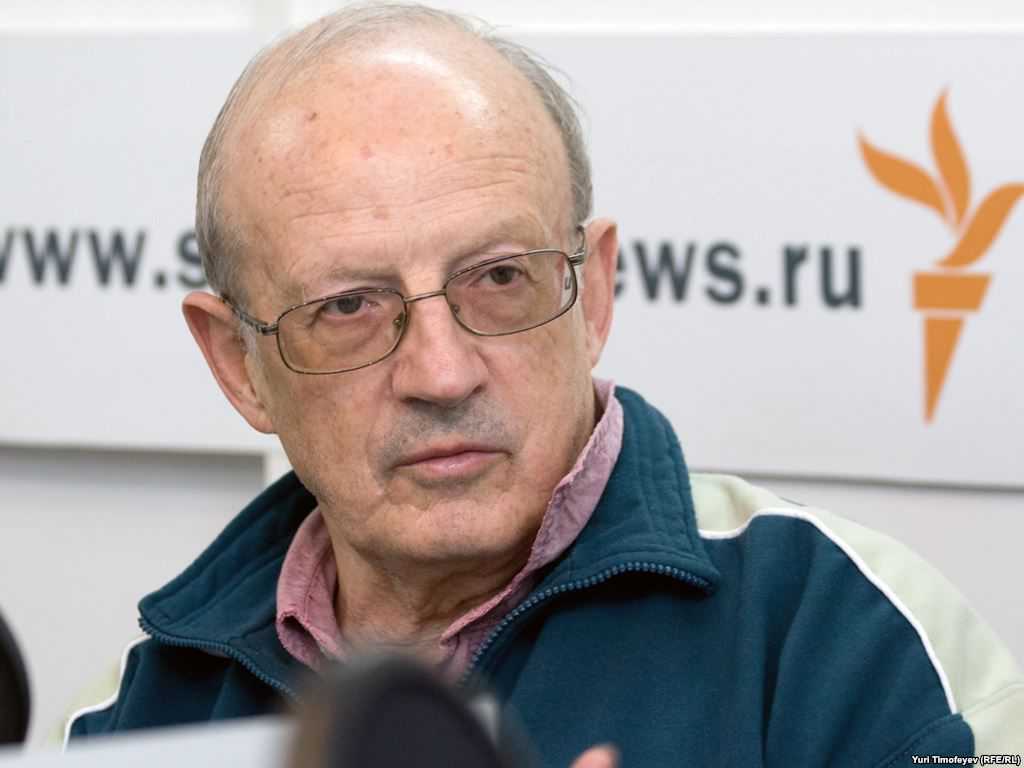 Через месяц начнется наступление Зеленского на украинских патриотов, — Пионтковский