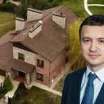 Новий міністр економіки Петрашко не задекларував маєток під Києвом і квартиру дружини в Москві – «Схеми» C829261B-B6C3-4D5B-B44B-353C52055536_w1597_n_r1_st