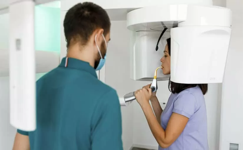 Панорамний знімок зубів в Amel Smart Clinic