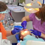 Атипове видалення зубів мудрості у клініці Мед-Део Скриншот 23.05.24_18.57.03