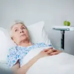 Забота в деталях: как «Серебряный Век» организует уход и лечение пролежней у пожилых людей prolezhni-v-pozhilom-vozraste.jpg