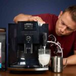 Jura-E8-cafetera-superautomatica-Arne-supervisa-dispensacion-espuma-es-1024x684